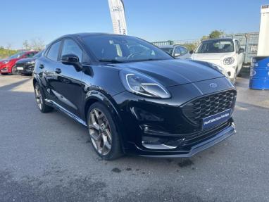 Voir le détail de l'offre de cette FORD Puma 1.5 EcoBoost 200ch S&S ST Gold Edition de 2022 en vente à partir de 303.03 €  / mois