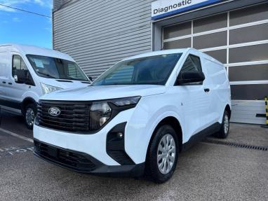 Voir le détail de l'offre de cette FORD Transit Courier 1.5 EcoBlue 100ch Trend de 2024 en vente à partir de 22 990 € 