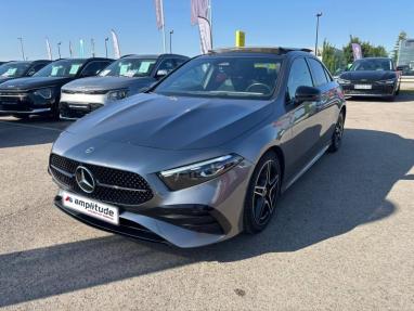 Voir le détail de l'offre de cette MERCEDES-BENZ Classe A Berline 180 d 116ch AMG Line 8G-DCT de 2023 en vente à partir de 377.35 € / mois