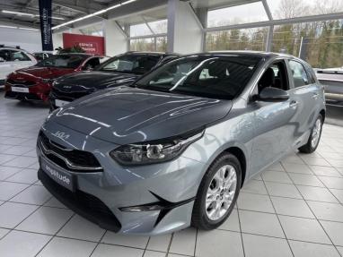 Voir le détail de l'offre de cette KIA Ceed 1.0 T-GDI 120ch Active de 2023 en vente à partir de 21 499 €