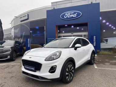 Voir le détail de l'offre de cette FORD Puma 1.0 Flexifuel 125ch S&amp;S mHEV Titanium de 2023 en vente à partir de 206.12 €  / mois